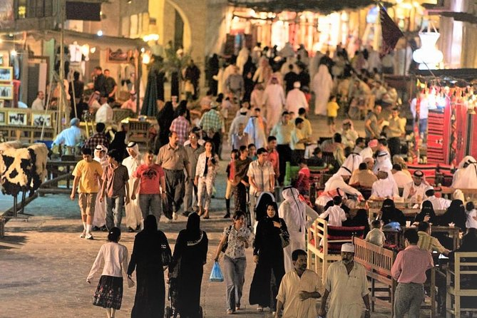 Cultural Dress Norms in Qatar